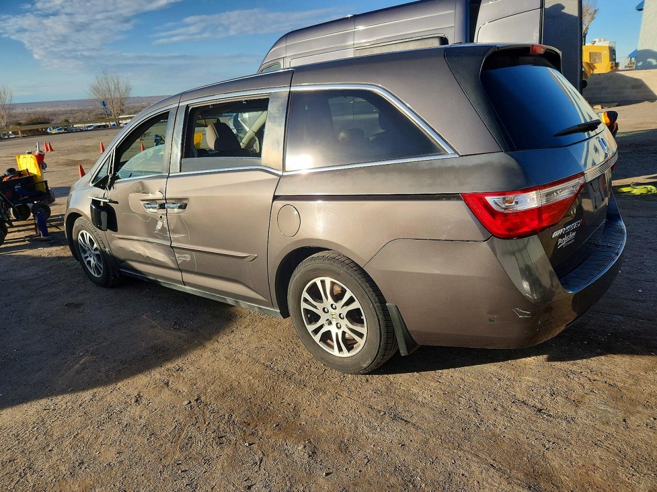 2012 HONDA ODYSSEY EXL photo 2