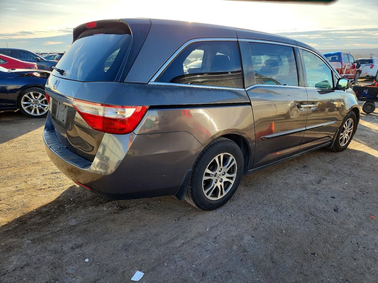 2012 HONDA ODYSSEY EXL photo 3