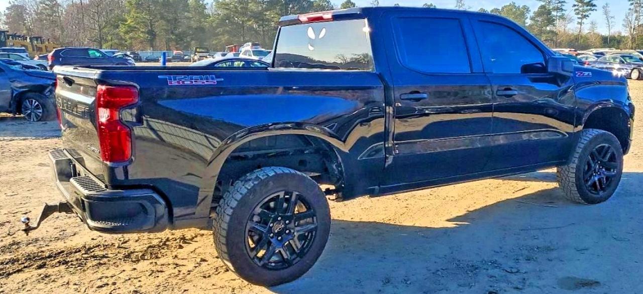 2024 CHEVROLET SILVERADO K1500 TRAIL BOSS CUSTOM photo 3