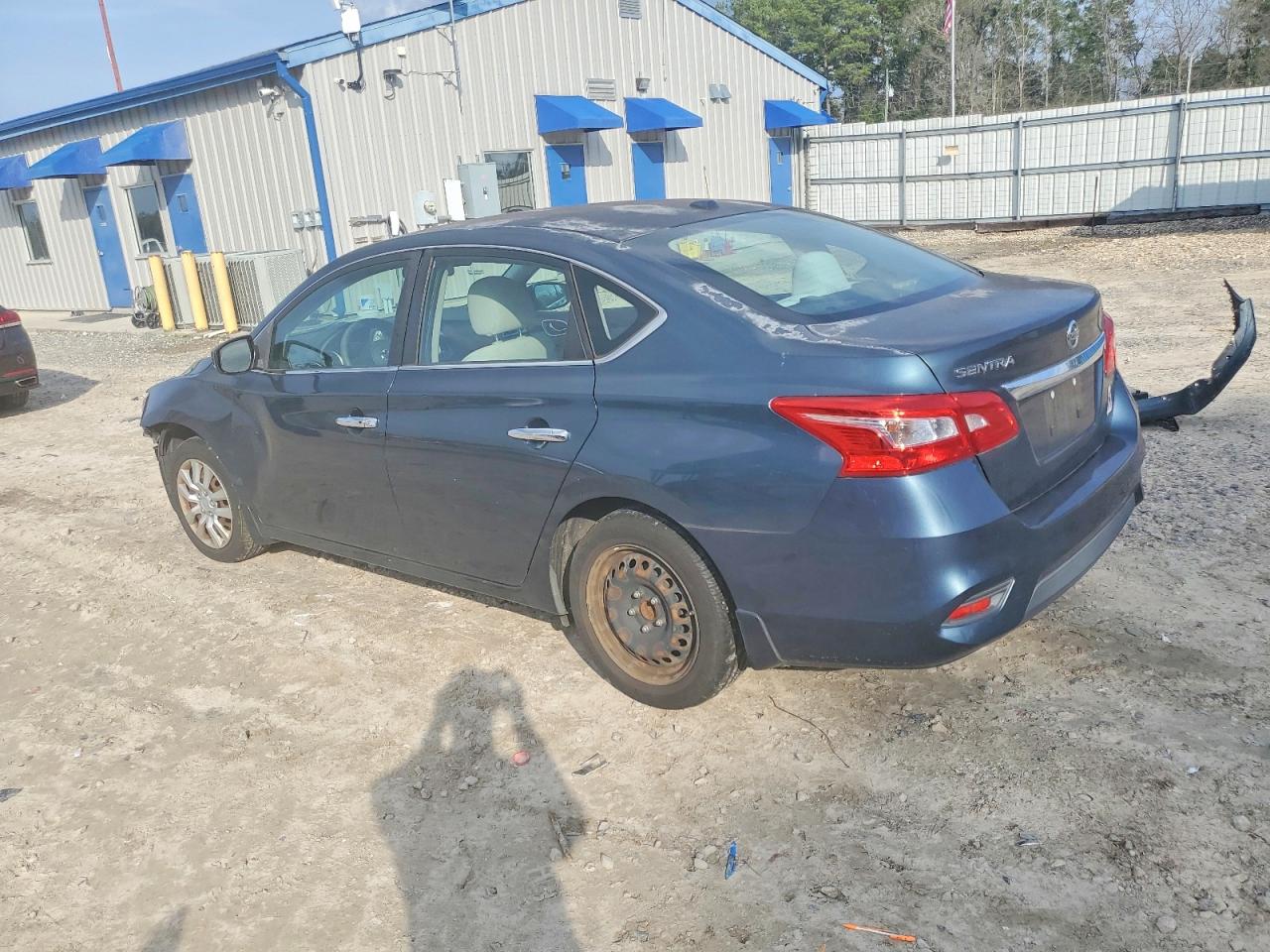 2016 NISSAN SENTRA SV photo 3