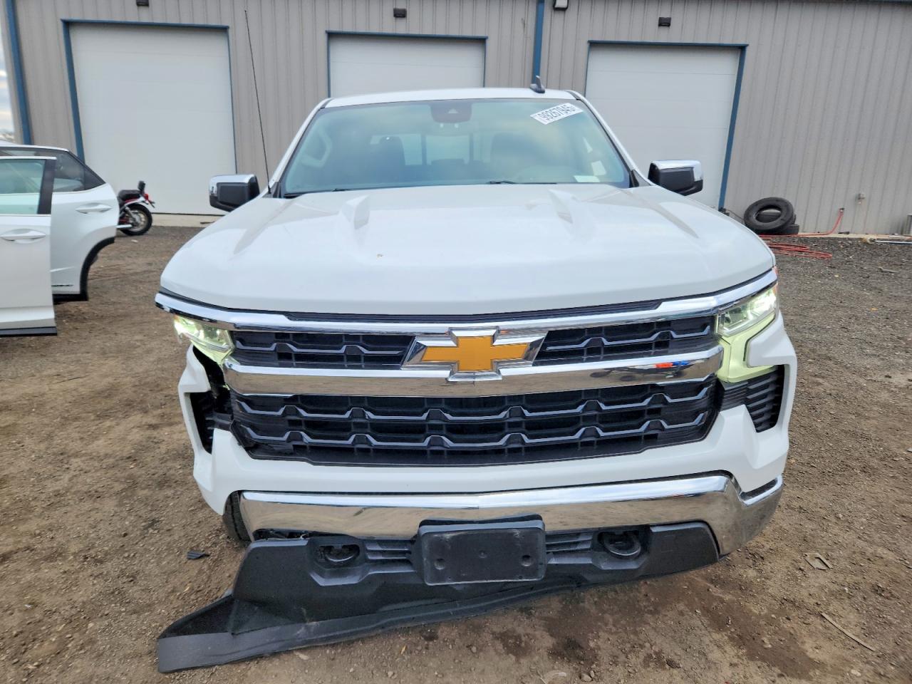 2024 CHEVROLET SILVERADO K1500 LT photo 5