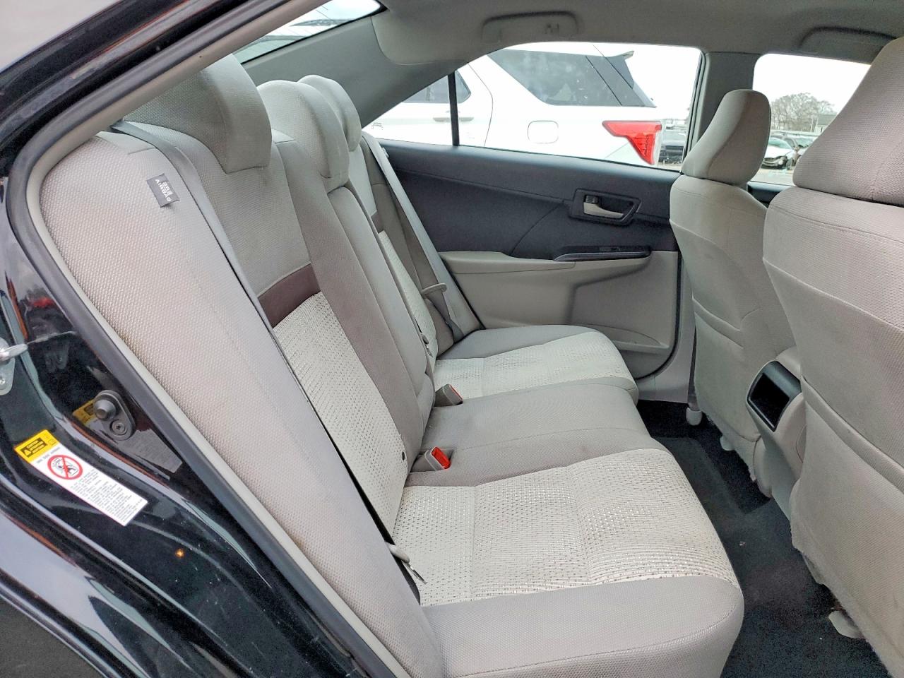 2013 TOYOTA CAMRY L photo 19