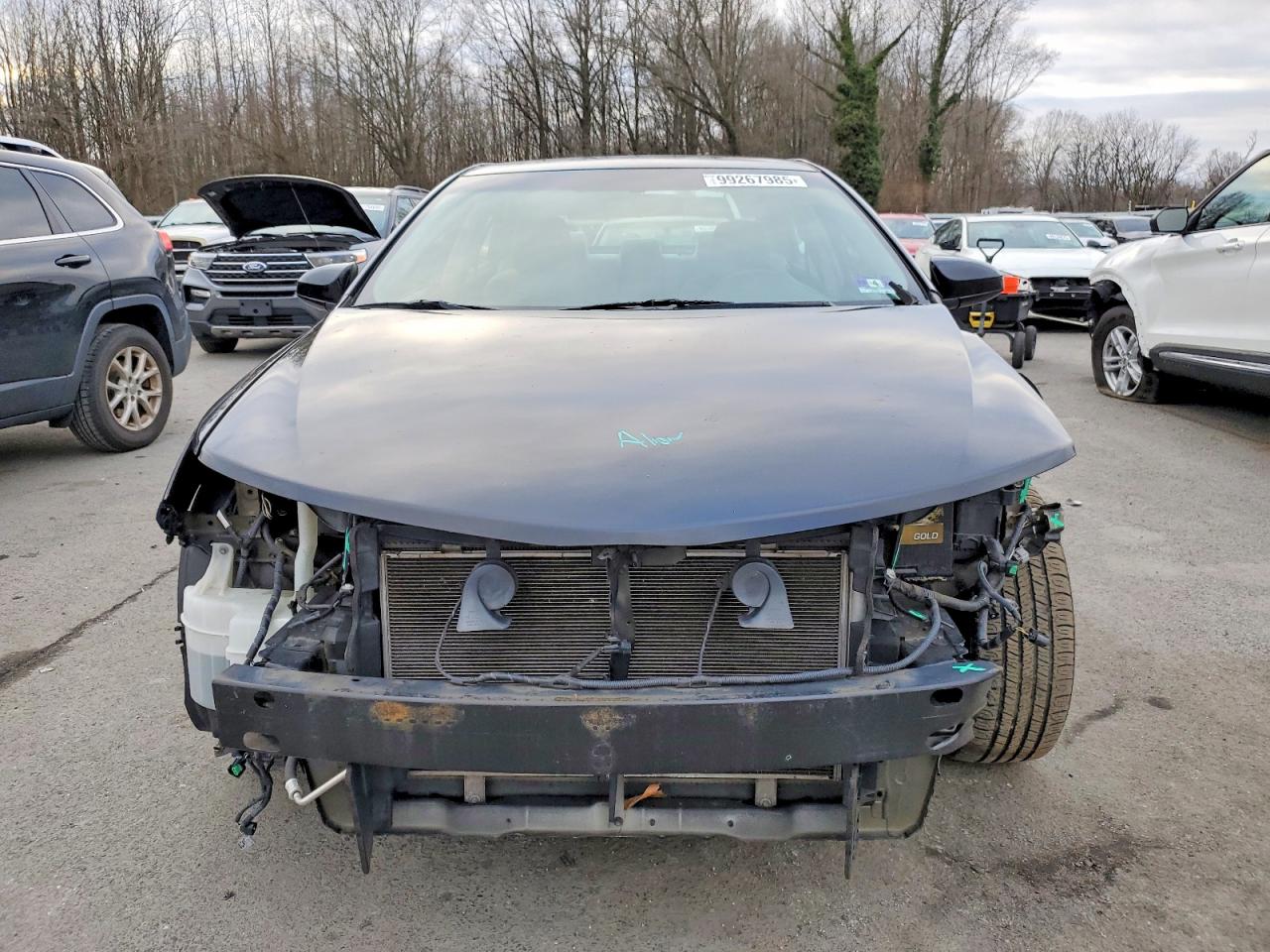 2013 TOYOTA CAMRY L photo 9