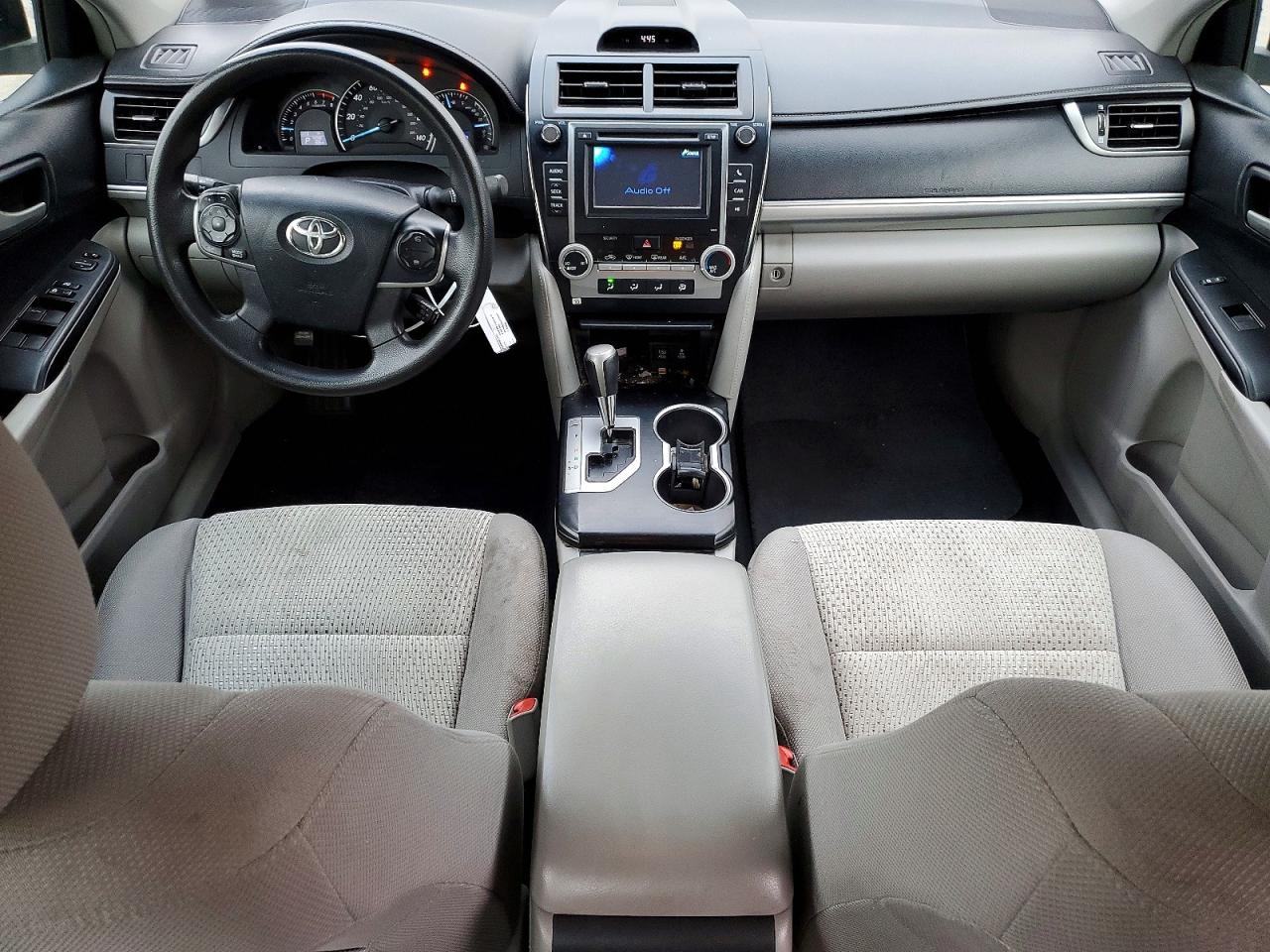 2013 TOYOTA CAMRY L photo 15