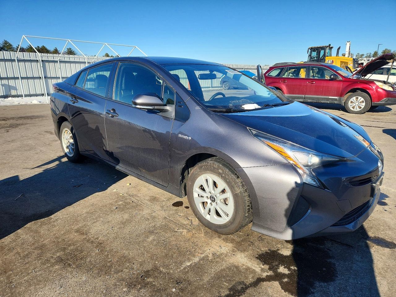2016 TOYOTA PRIUS photo 4