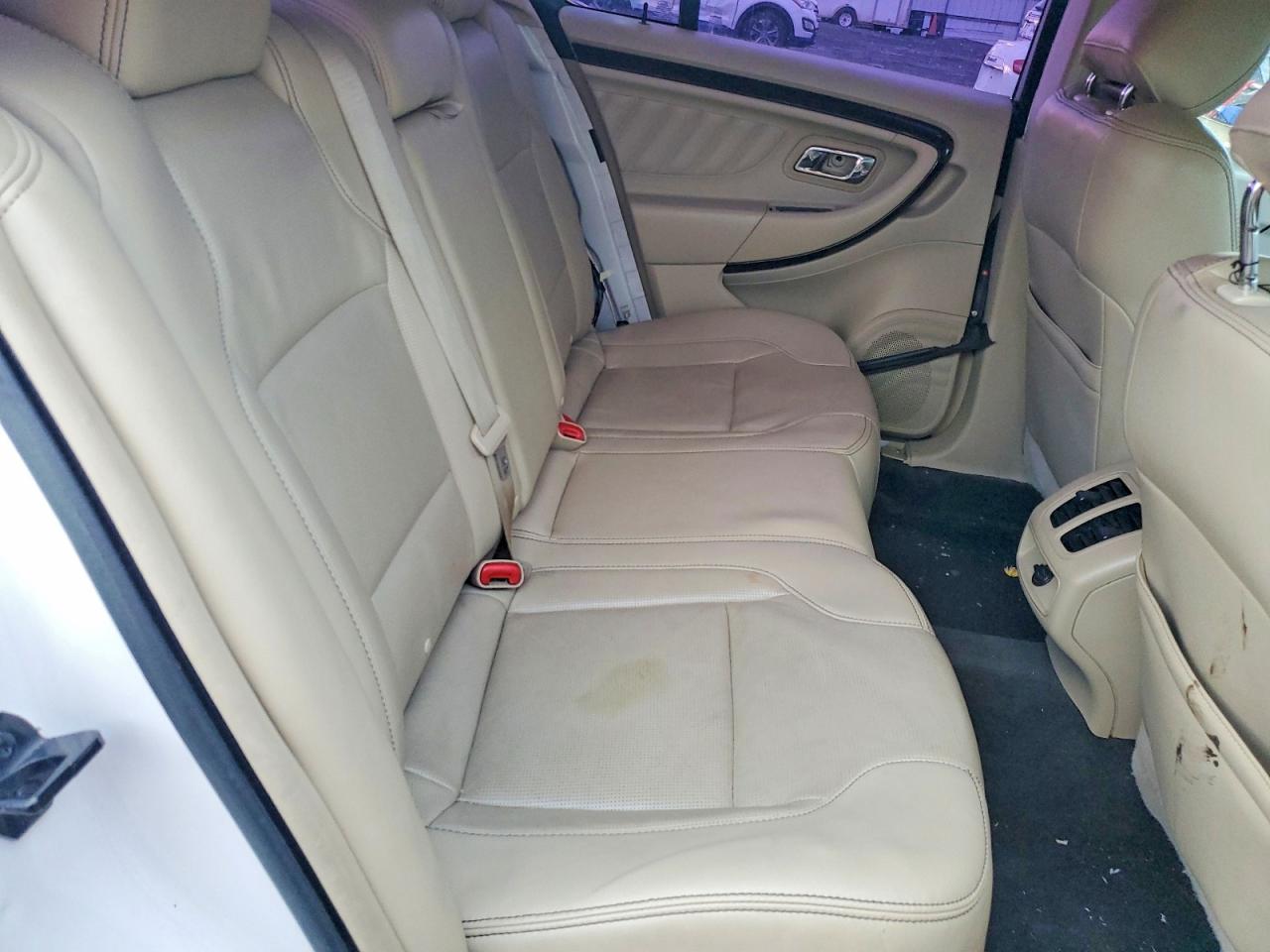 2016 FORD TAURUS LIMITED photo 10