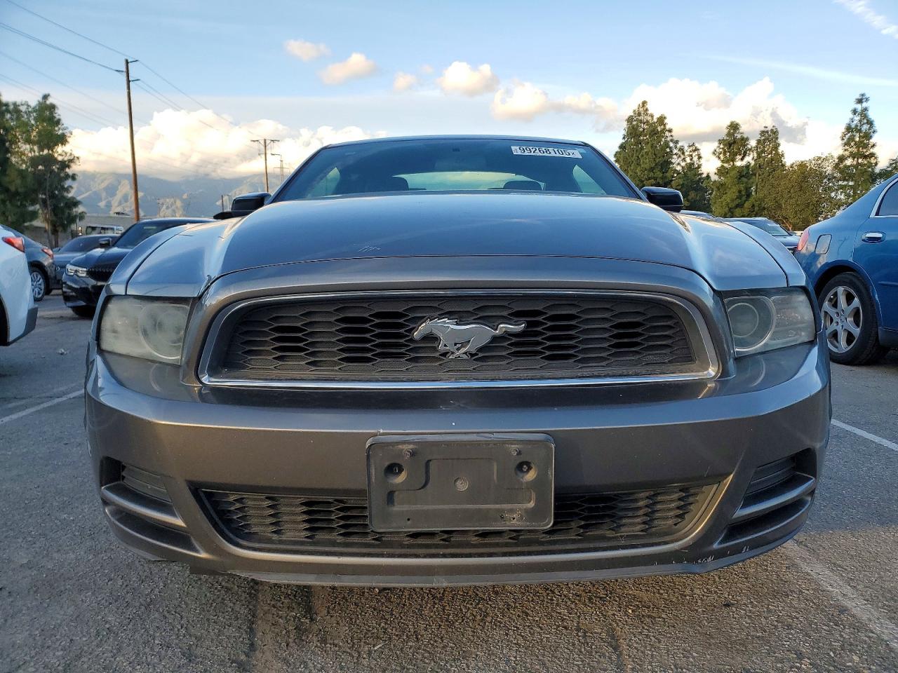 2014 FORD MUSTANG photo 5