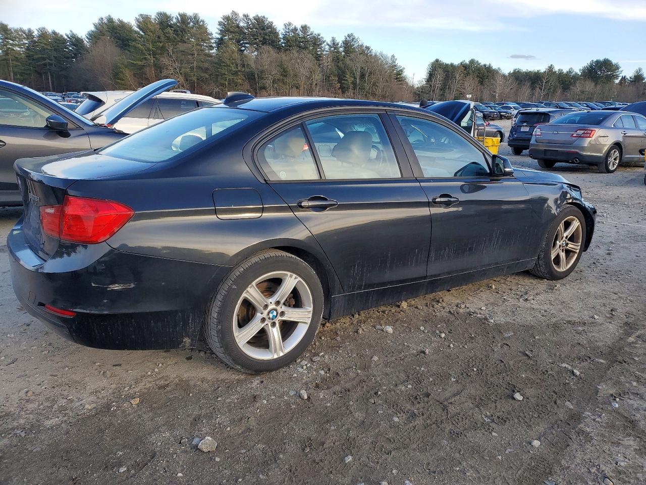 2013 BMW 328 XI SULEV photo 3