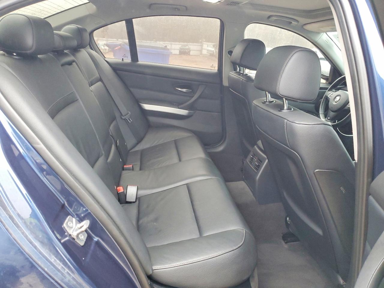 2011 BMW 335 I photo 10