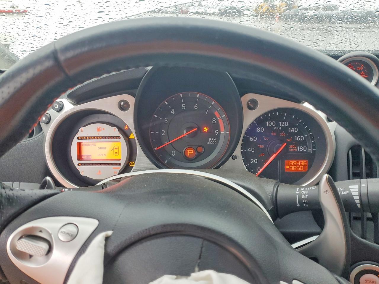 2010 NISSAN 370Z photo 9