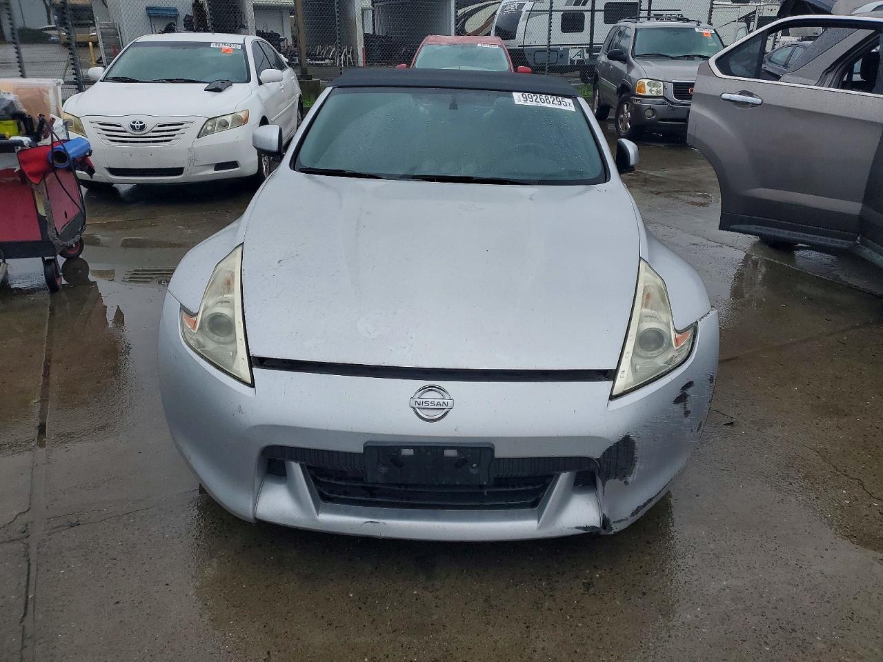 2010 NISSAN 370Z photo 5