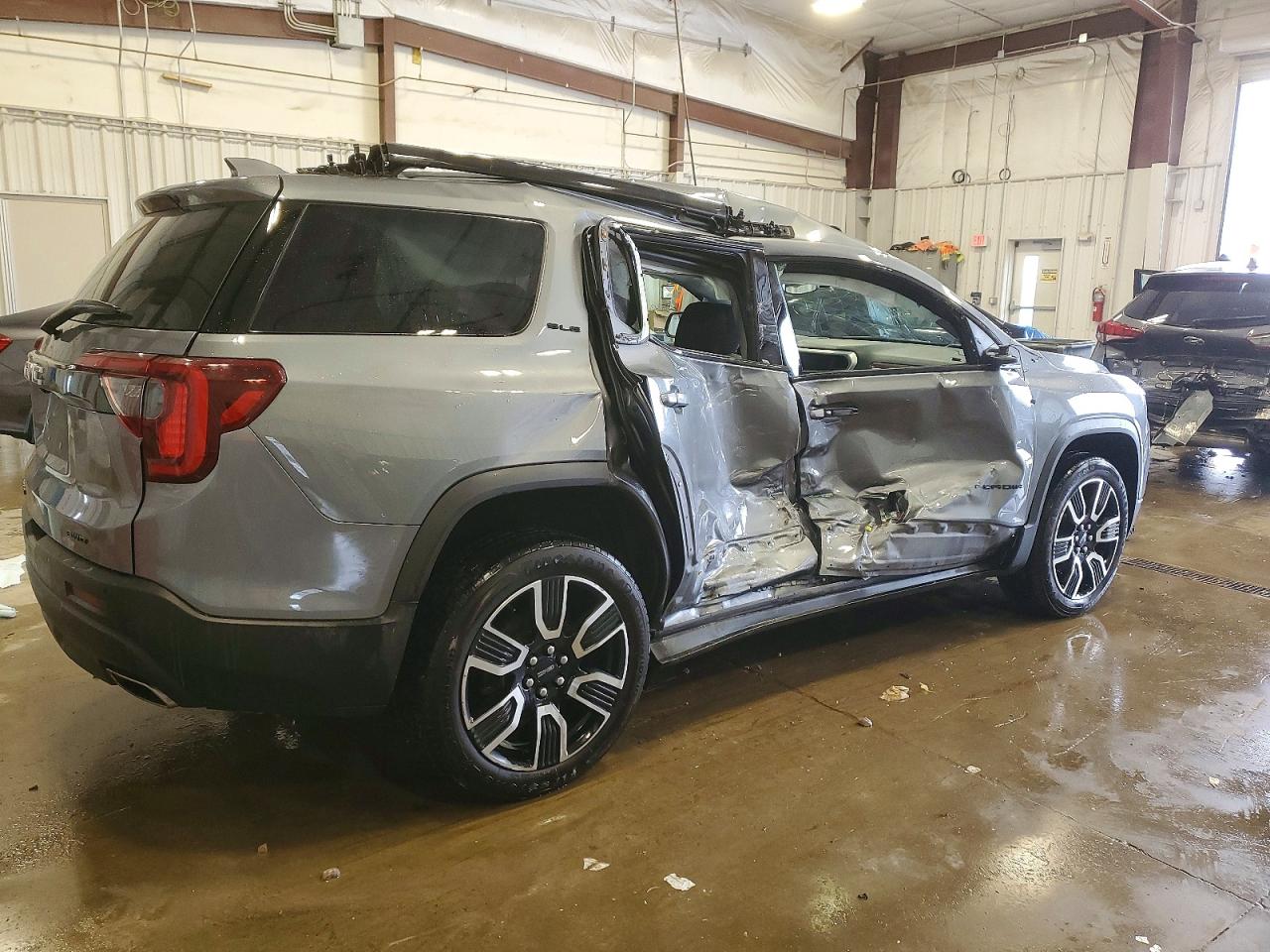 2021 GMC ACADIA SLE photo 3
