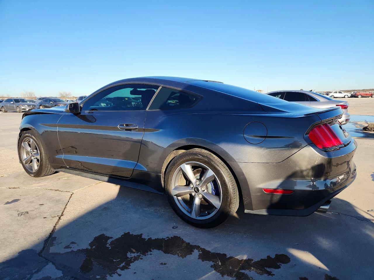 2016 FORD MUSTANG photo 2