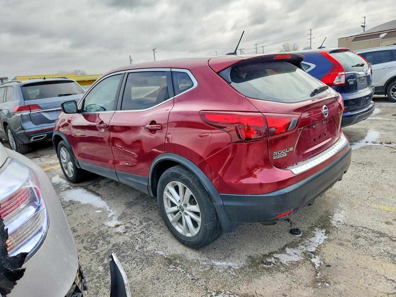 2019 NISSAN ROGUE SPORT S photo 2