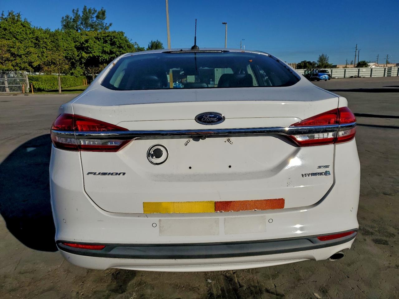 2017 FORD FUSION SE HYBRID photo 6