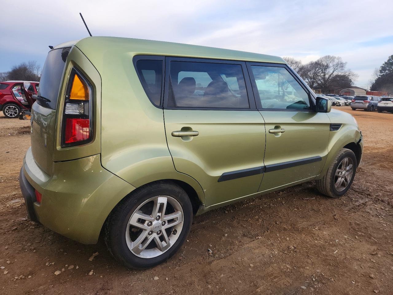 2011 KIA SOUL + photo 3