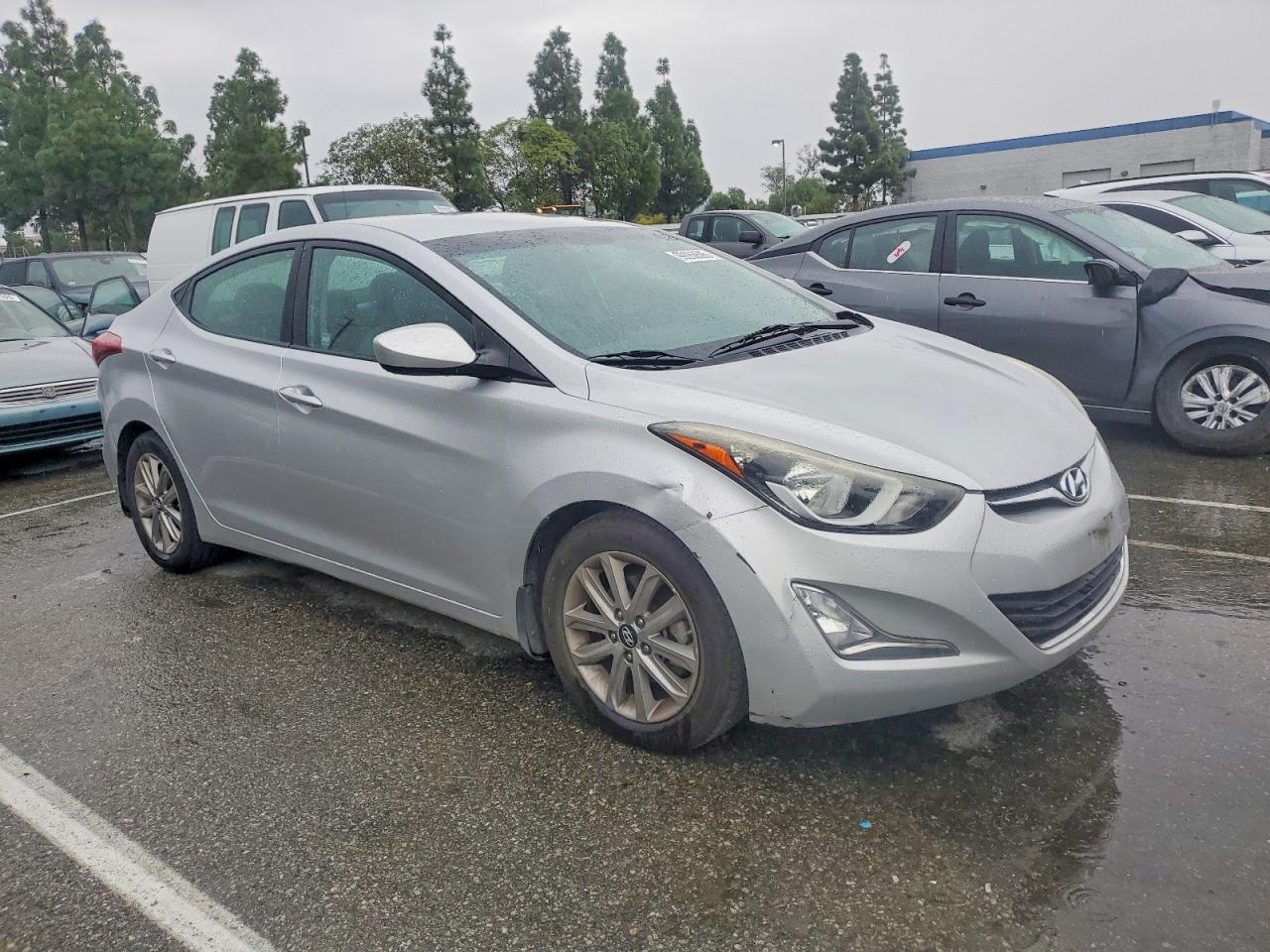 2016 HYUNDAI ELANTRA SE photo 7