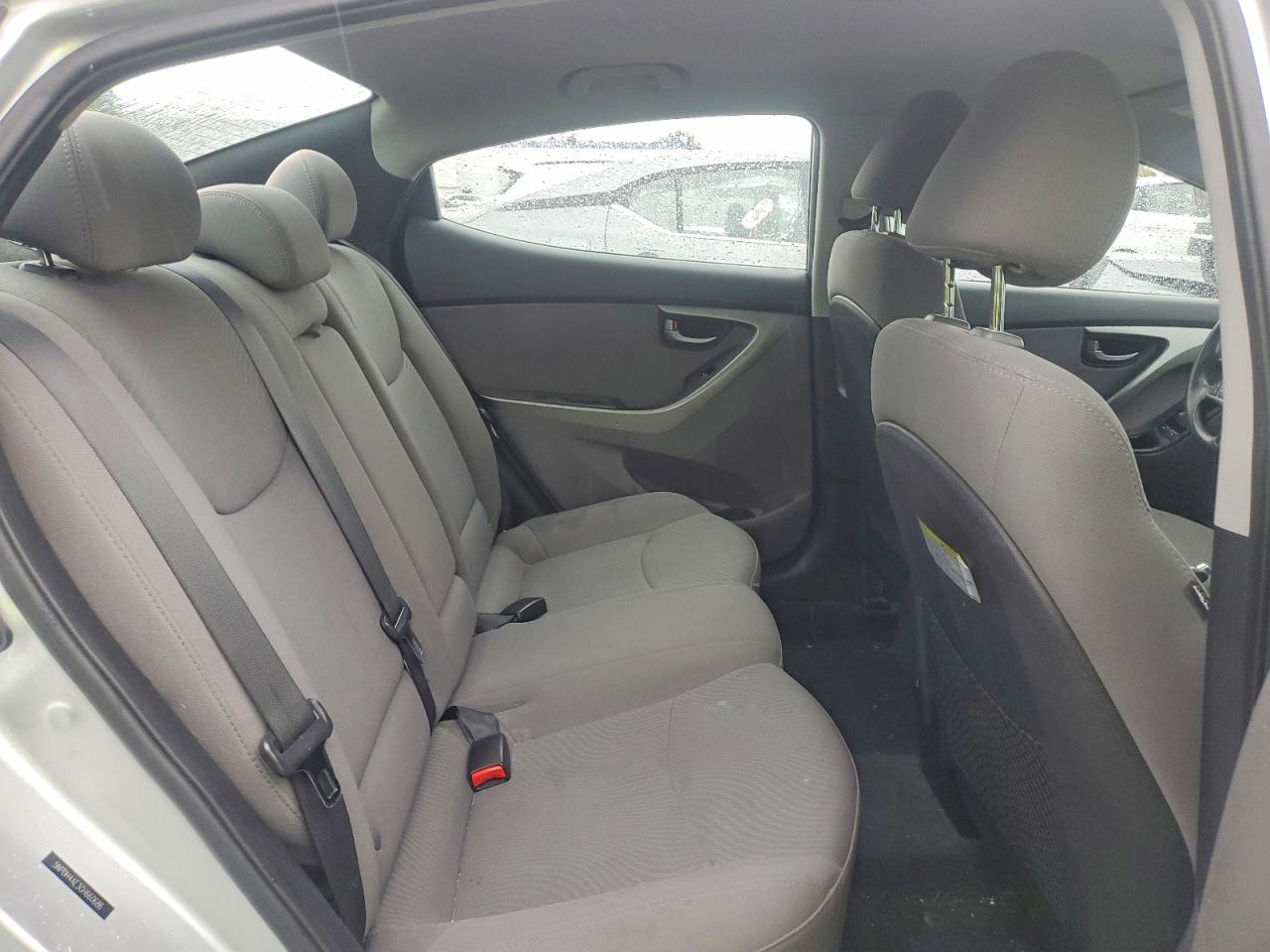 2016 HYUNDAI ELANTRA SE photo 19