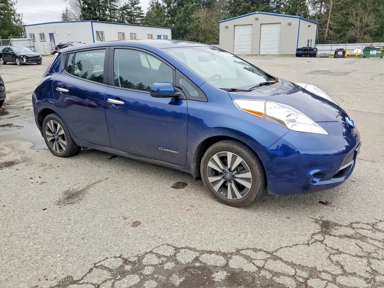 2016 NISSAN LEAF SV photo 4