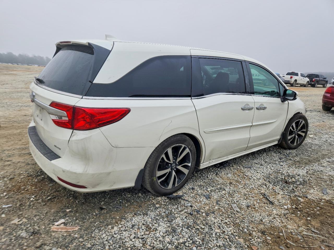 2019 HONDA ODYSSEY ELITE photo 3