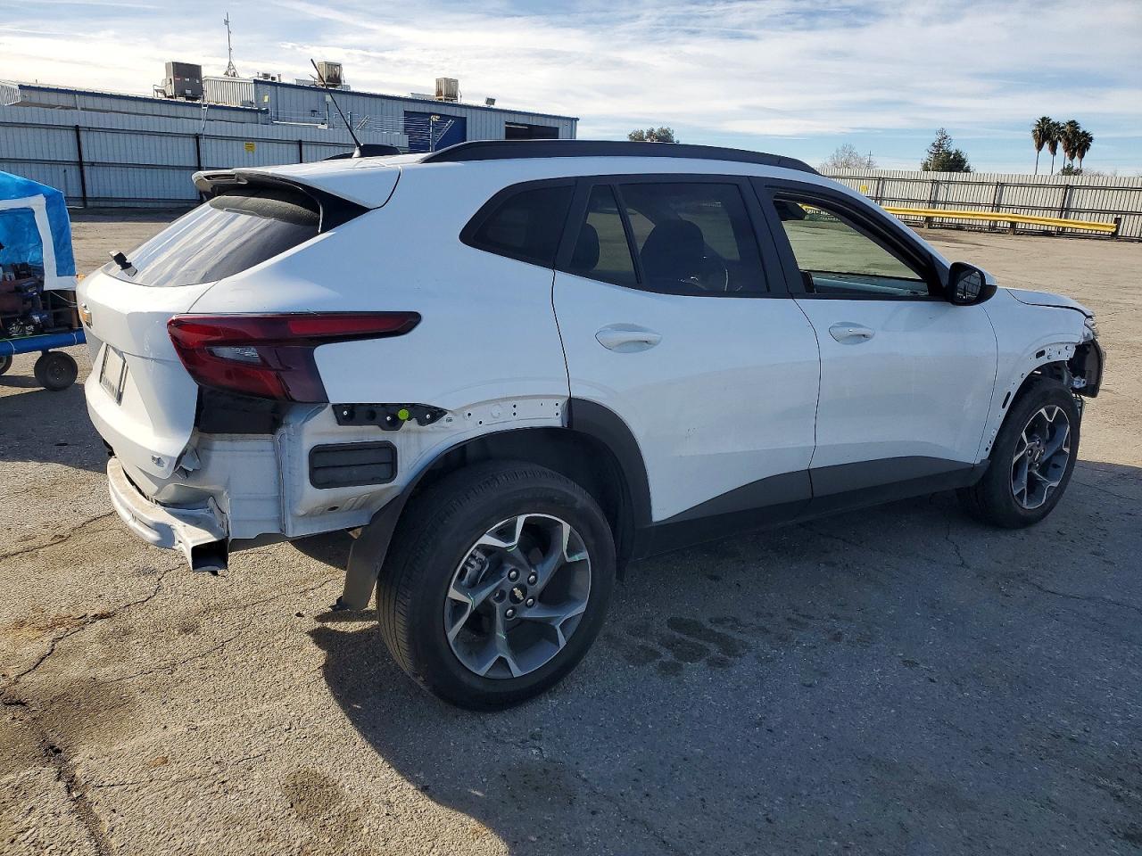 2025 CHEVROLET TRAX 1LT photo 7