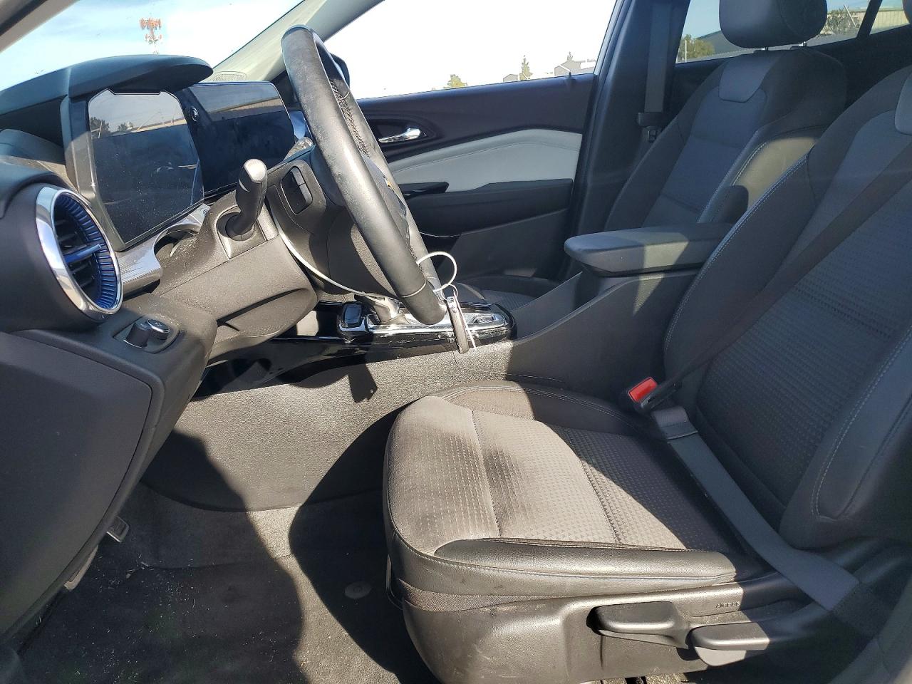 2025 CHEVROLET TRAX 1LT photo 19