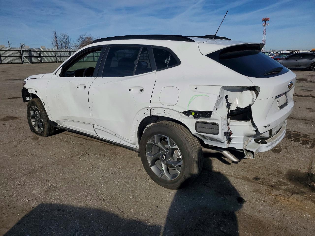 2025 CHEVROLET TRAX 1LT photo 4