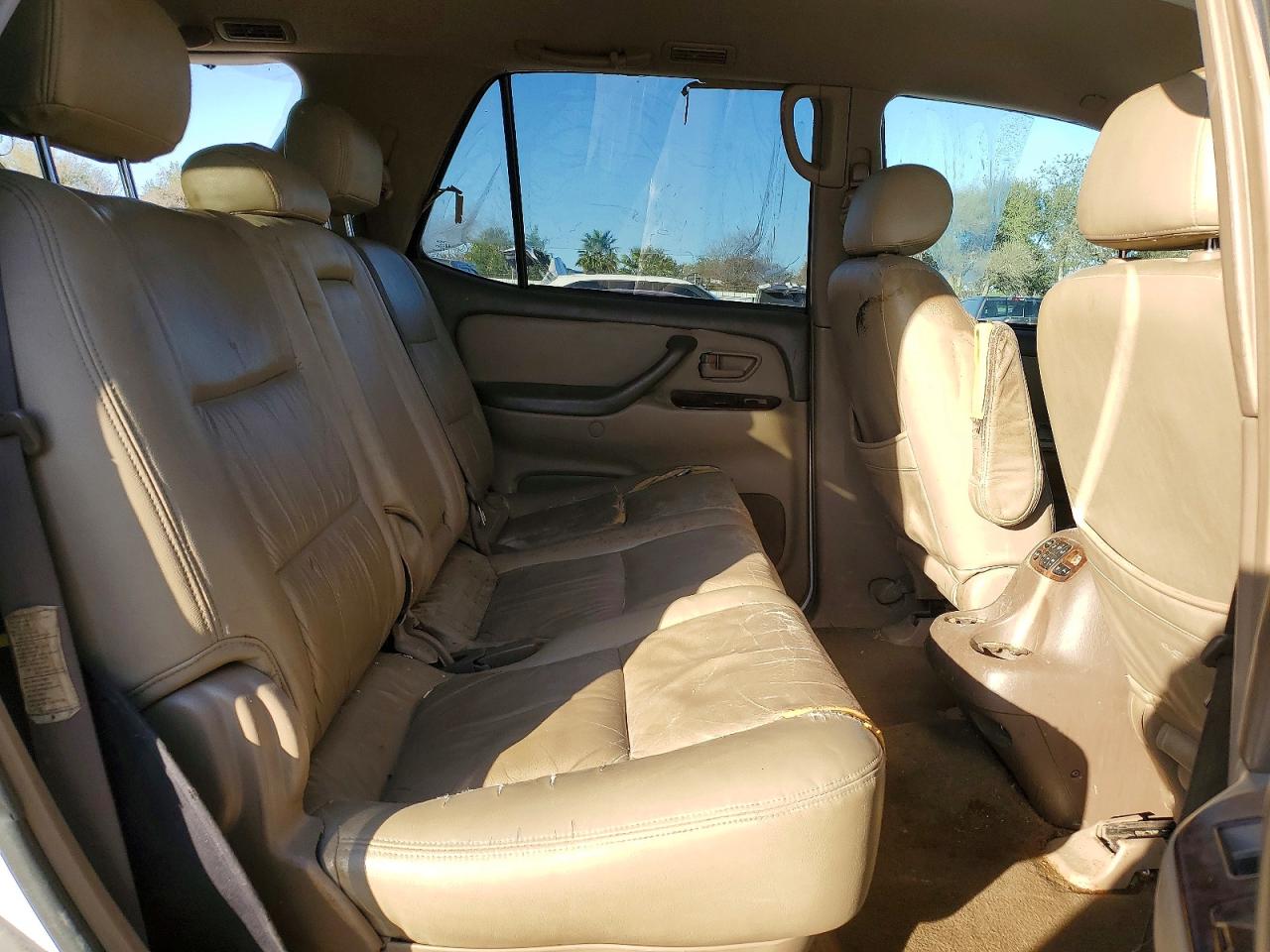 2003 TOYOTA SEQUOIA SR5 photo 19
