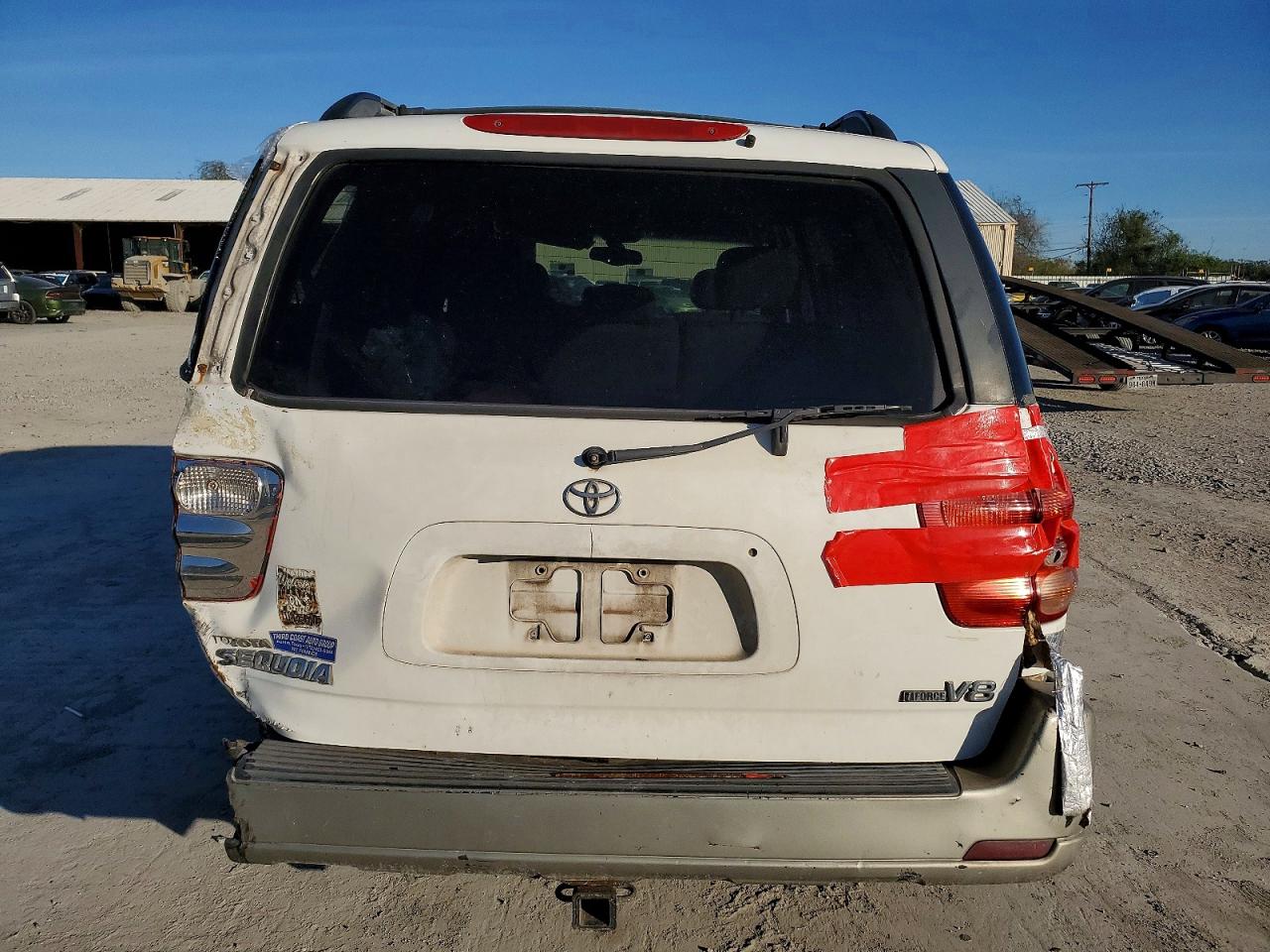 2003 TOYOTA SEQUOIA SR5 photo 11