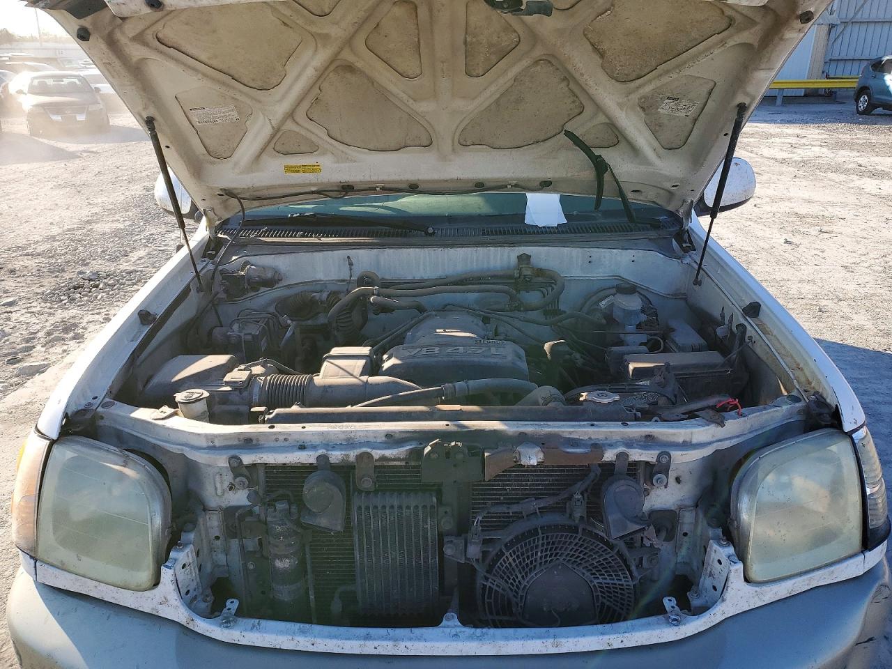 2003 TOYOTA SEQUOIA SR5 photo 21