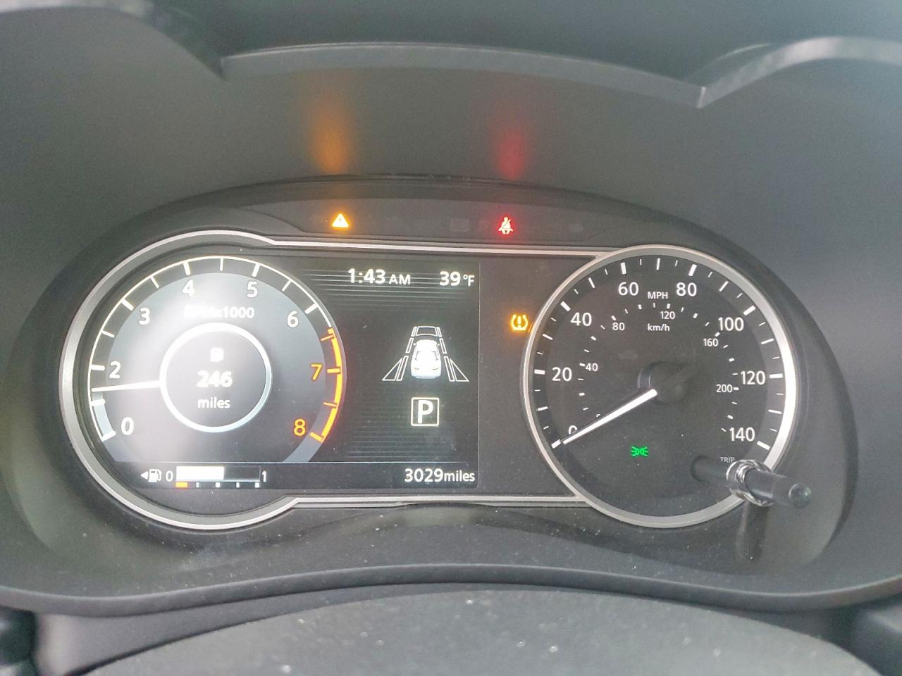 2025 NISSAN VERSA SR photo 9