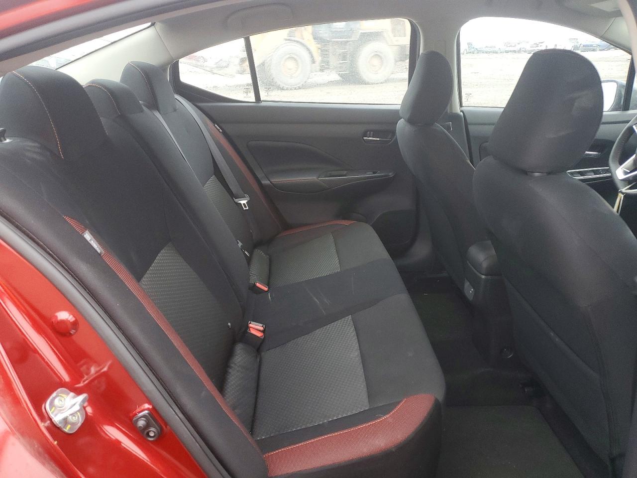 2025 NISSAN VERSA SR photo 10