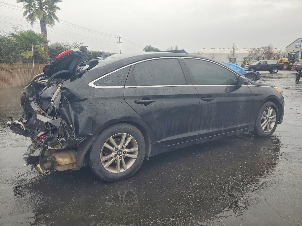 2017 HYUNDAI SONATA SE photo 3