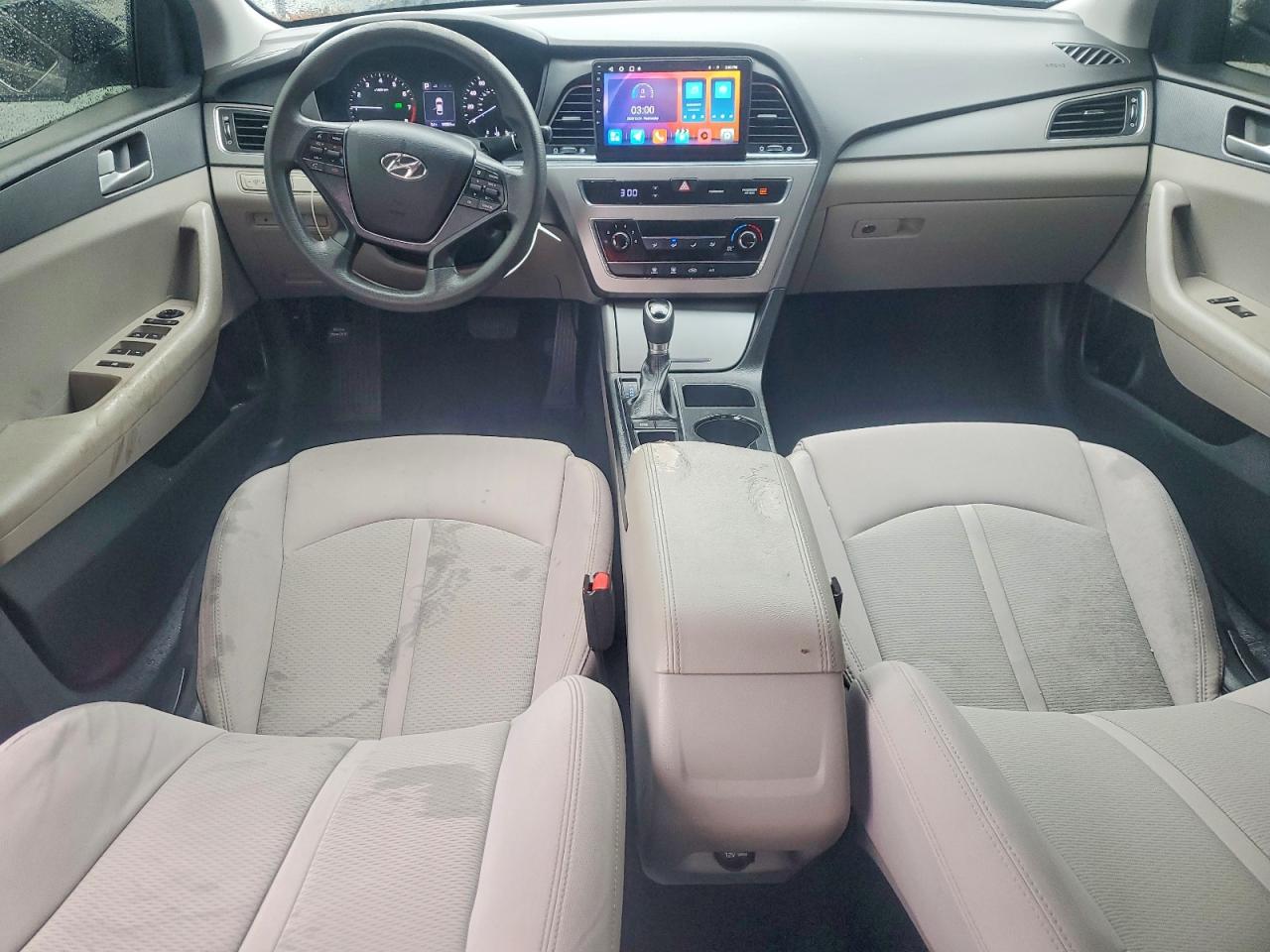 2017 HYUNDAI SONATA SE photo 8