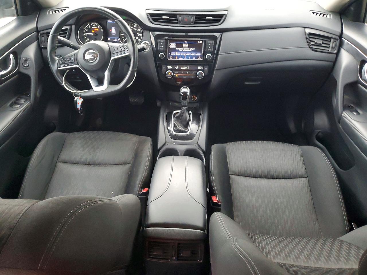 2018 NISSAN ROGUE S photo 8