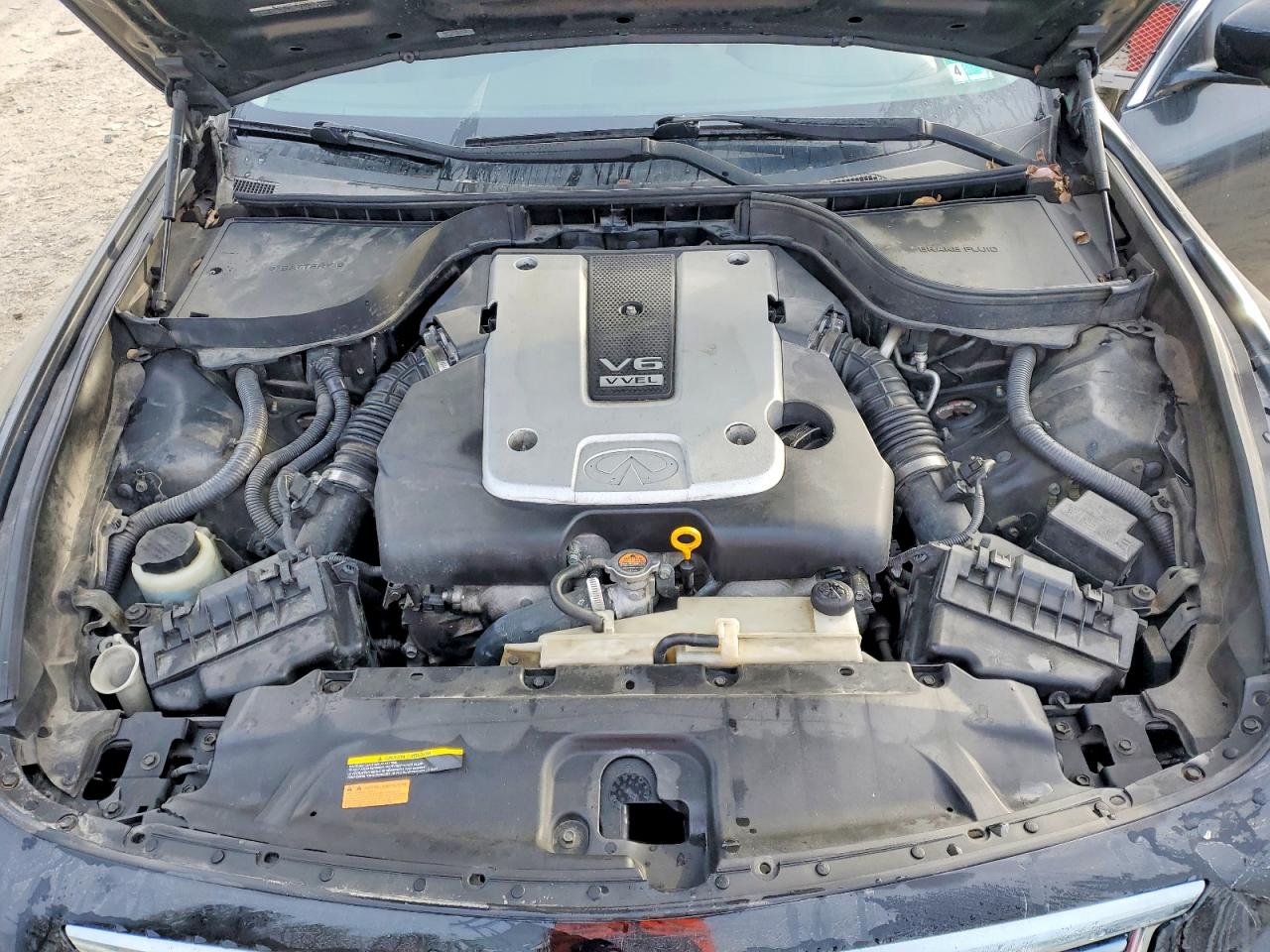 2012 INFINITI G37 photo 11