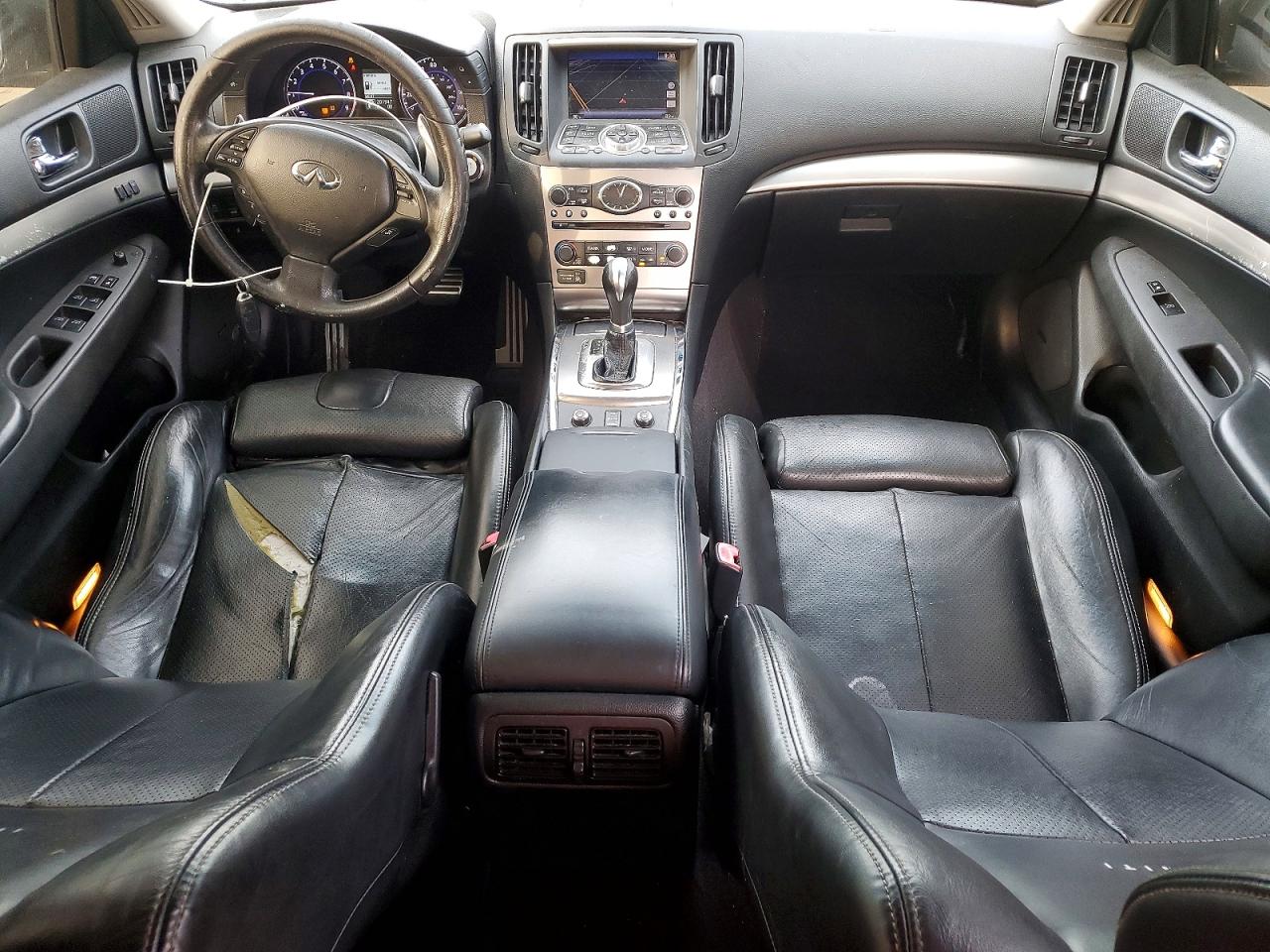 2012 INFINITI G37 photo 8