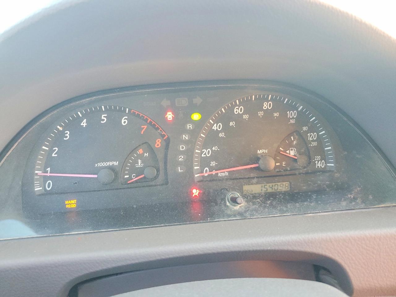2002 TOYOTA CAMRY LE photo 9