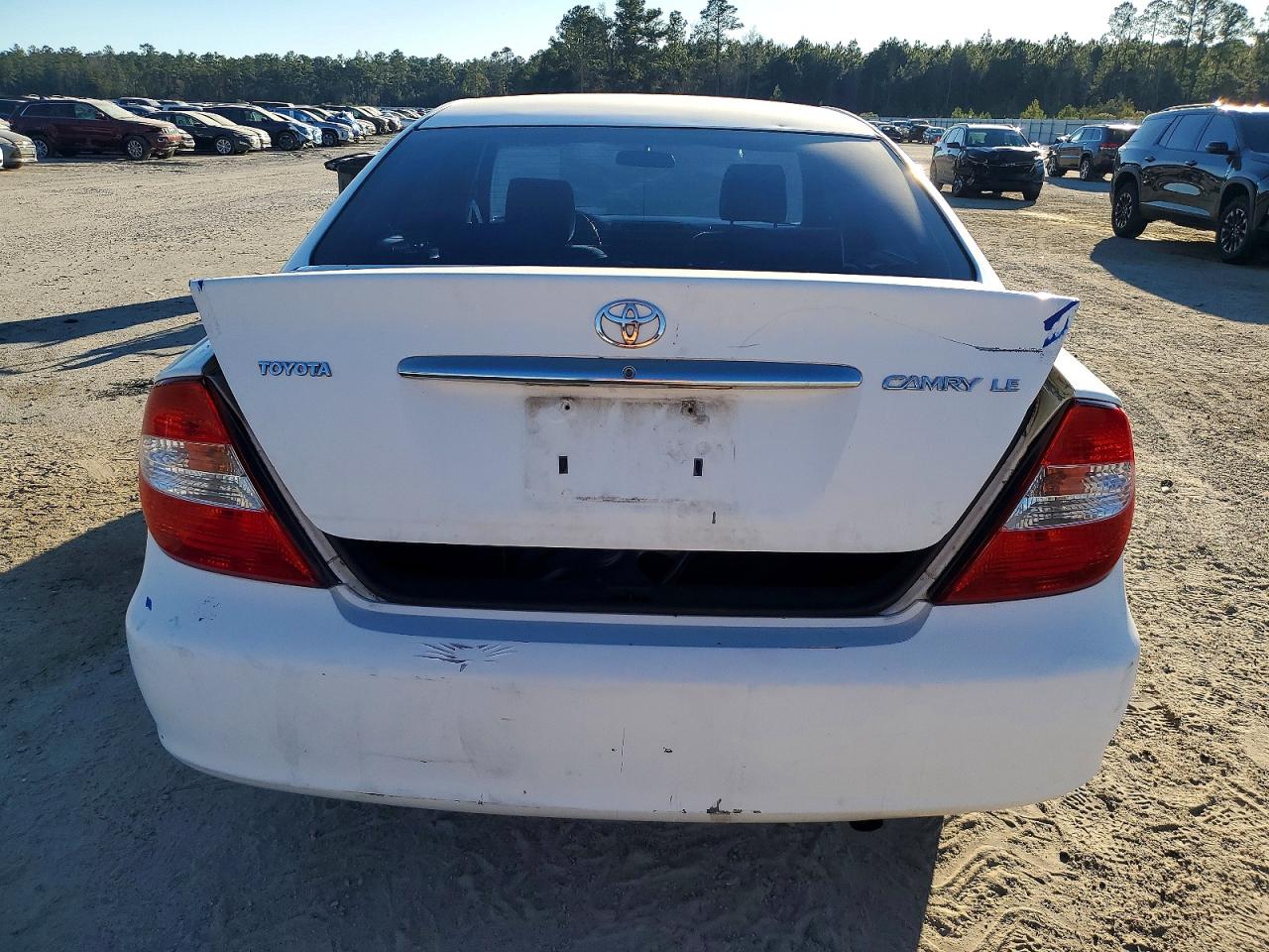 2002 TOYOTA CAMRY LE photo 6