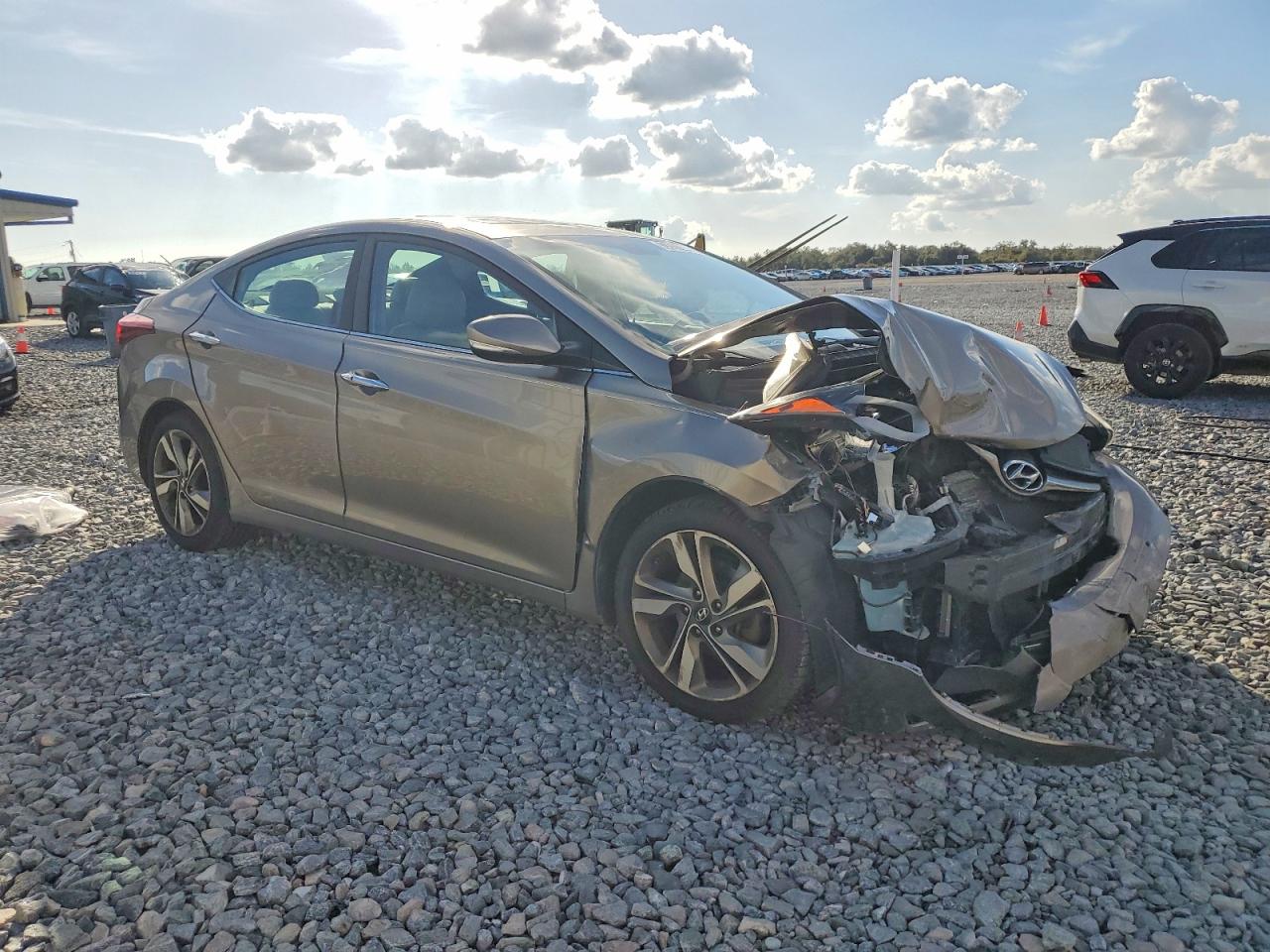2014 HYUNDAI ELANTRA SE photo 4