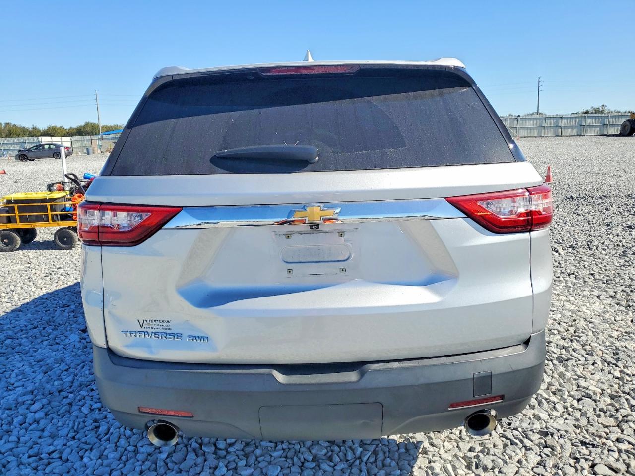 2020 CHEVROLET TRAVERSE LS photo 6