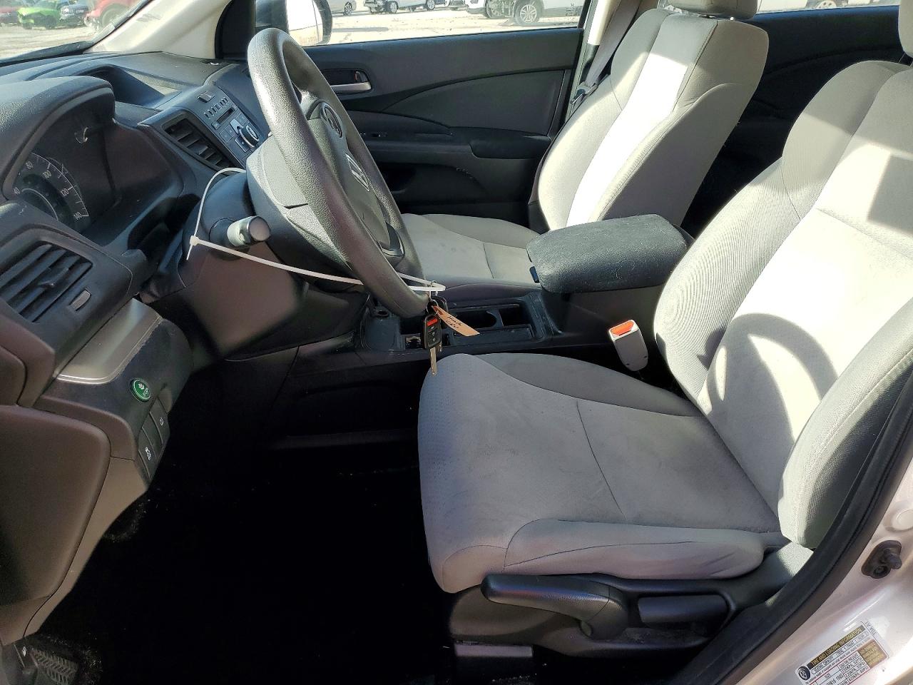 2016 HONDA CR-V LX photo 7