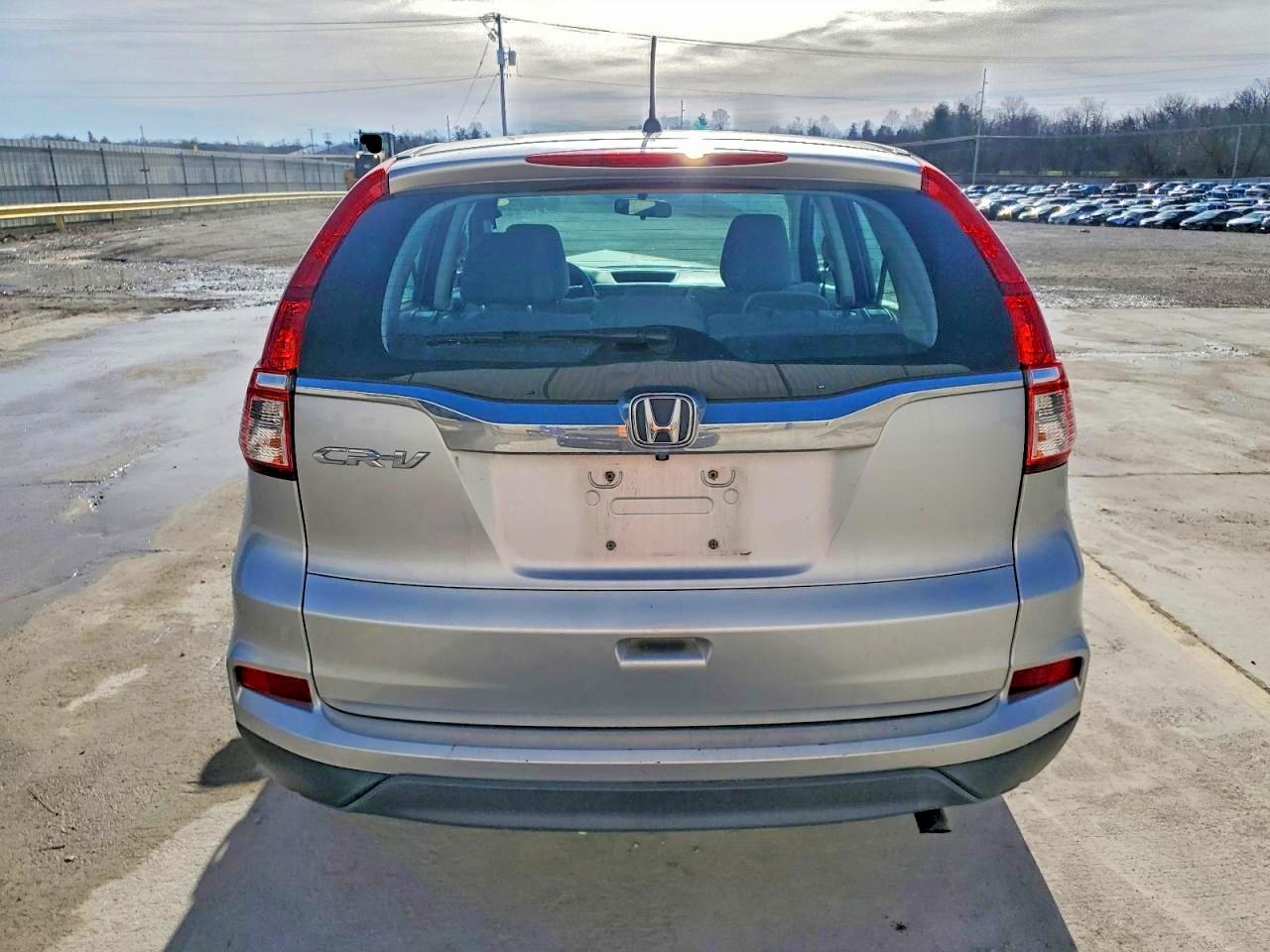 2016 HONDA CR-V LX photo 6