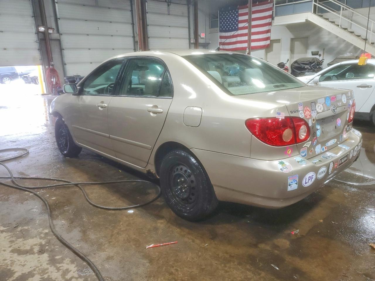 2005 TOYOTA COROLLA CE photo 2
