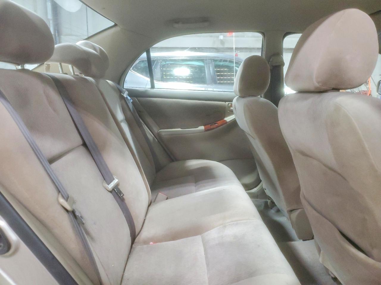 2005 TOYOTA COROLLA CE photo 10