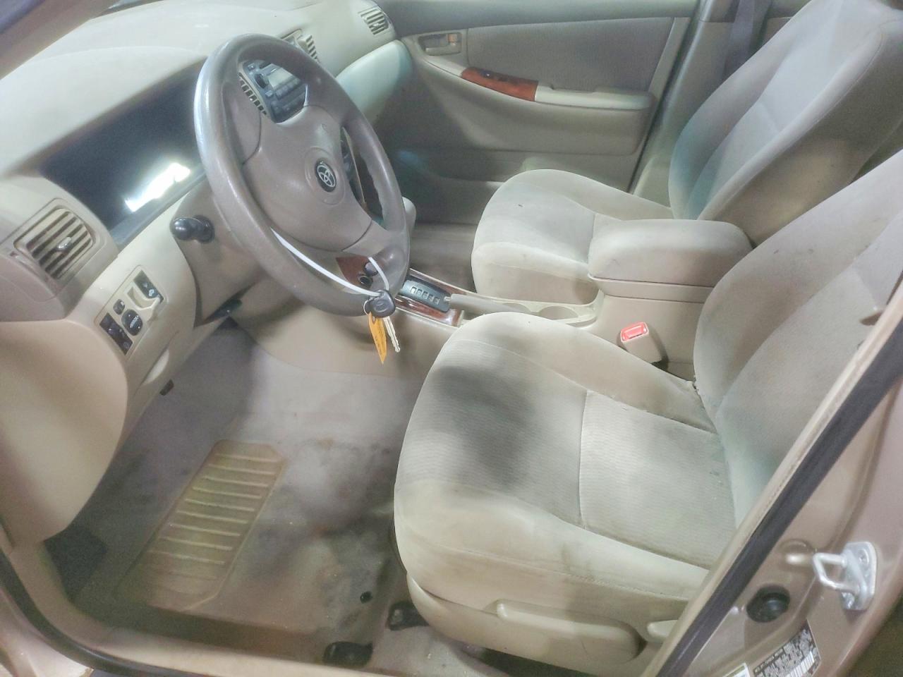 2005 TOYOTA COROLLA CE photo 7