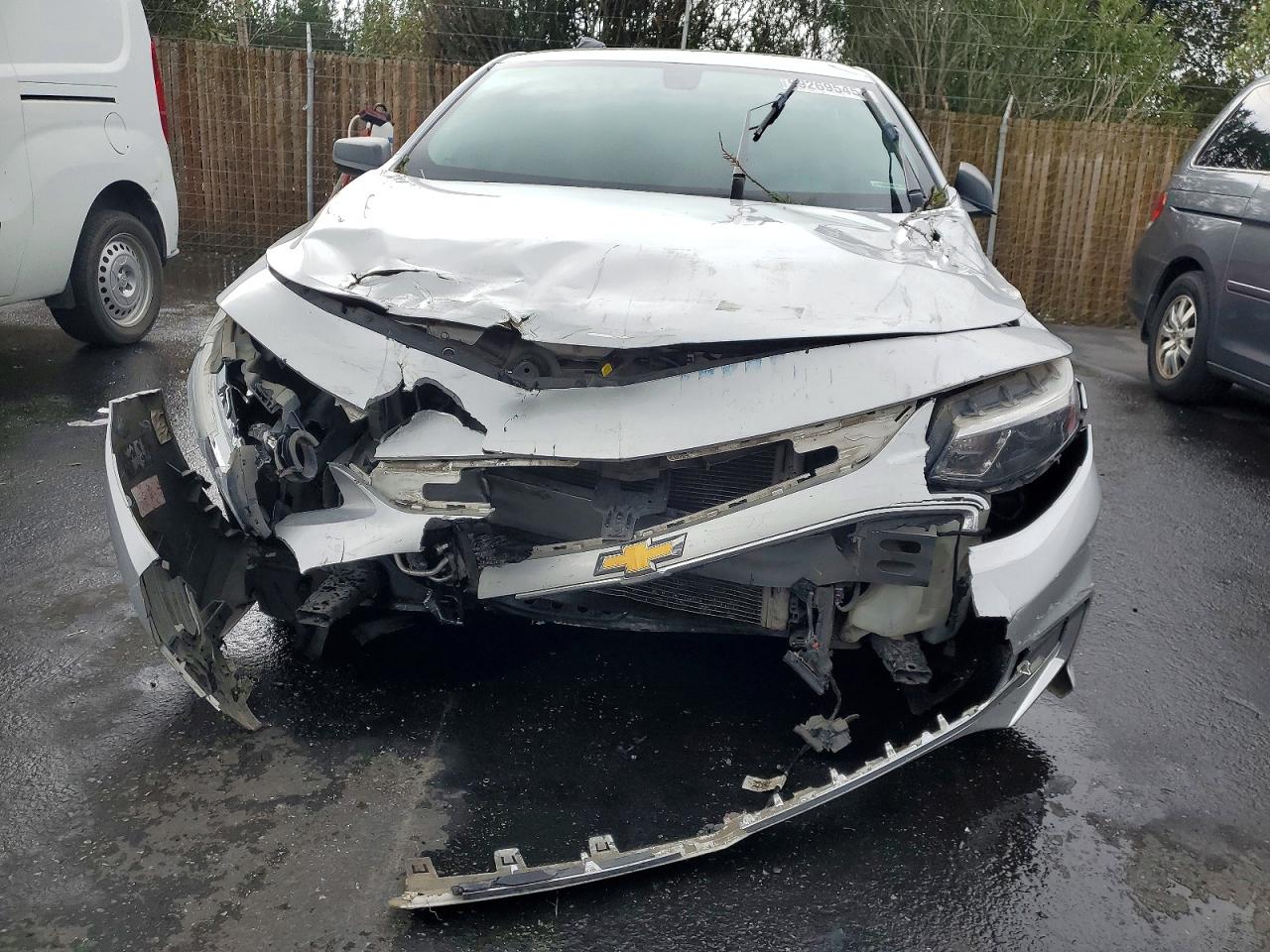 2018 CHEVROLET MALIBU LS photo 5