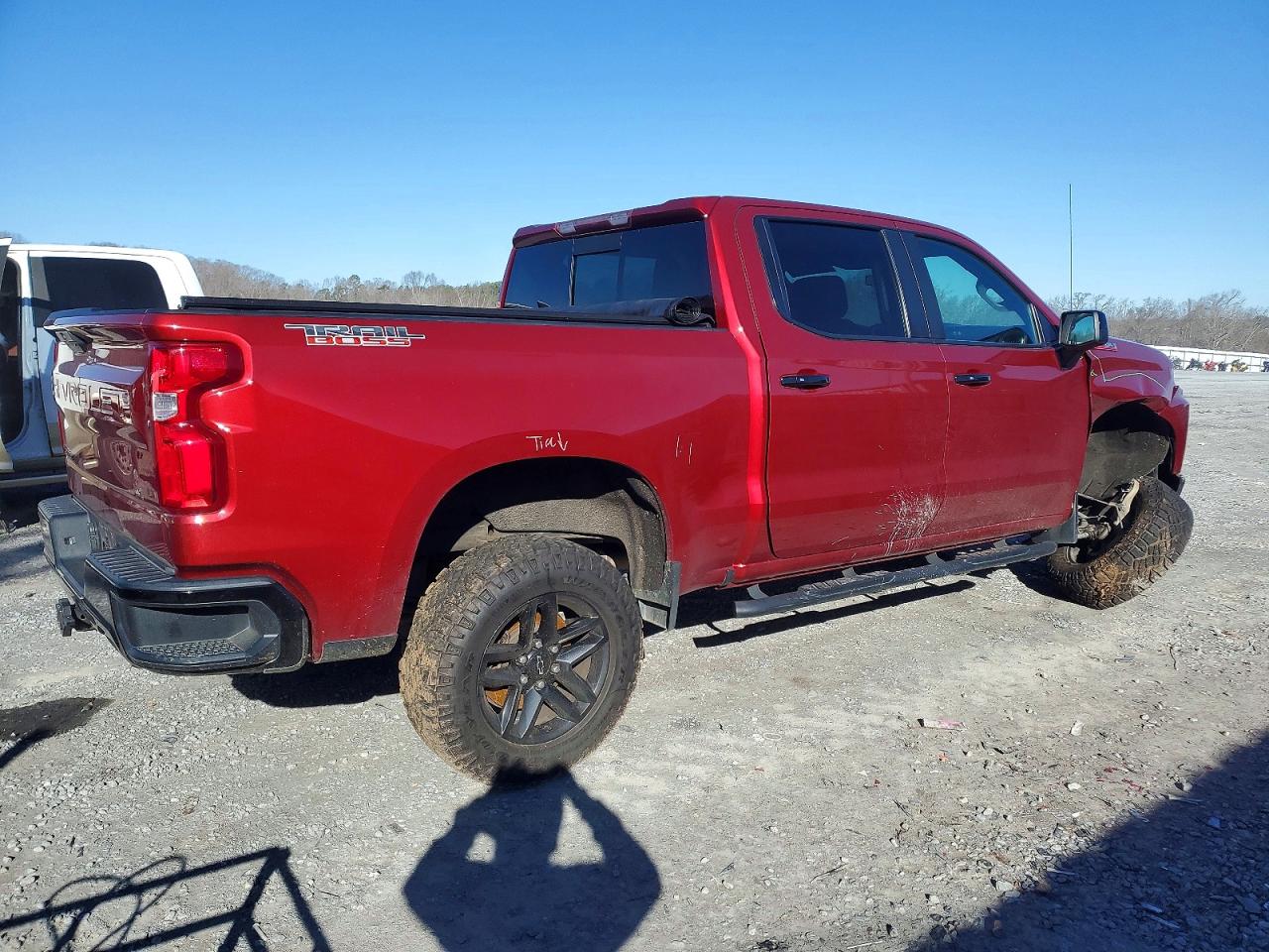 2019 CHEVROLET SILVERADO K1500 LT TRAIL BOSS photo 3