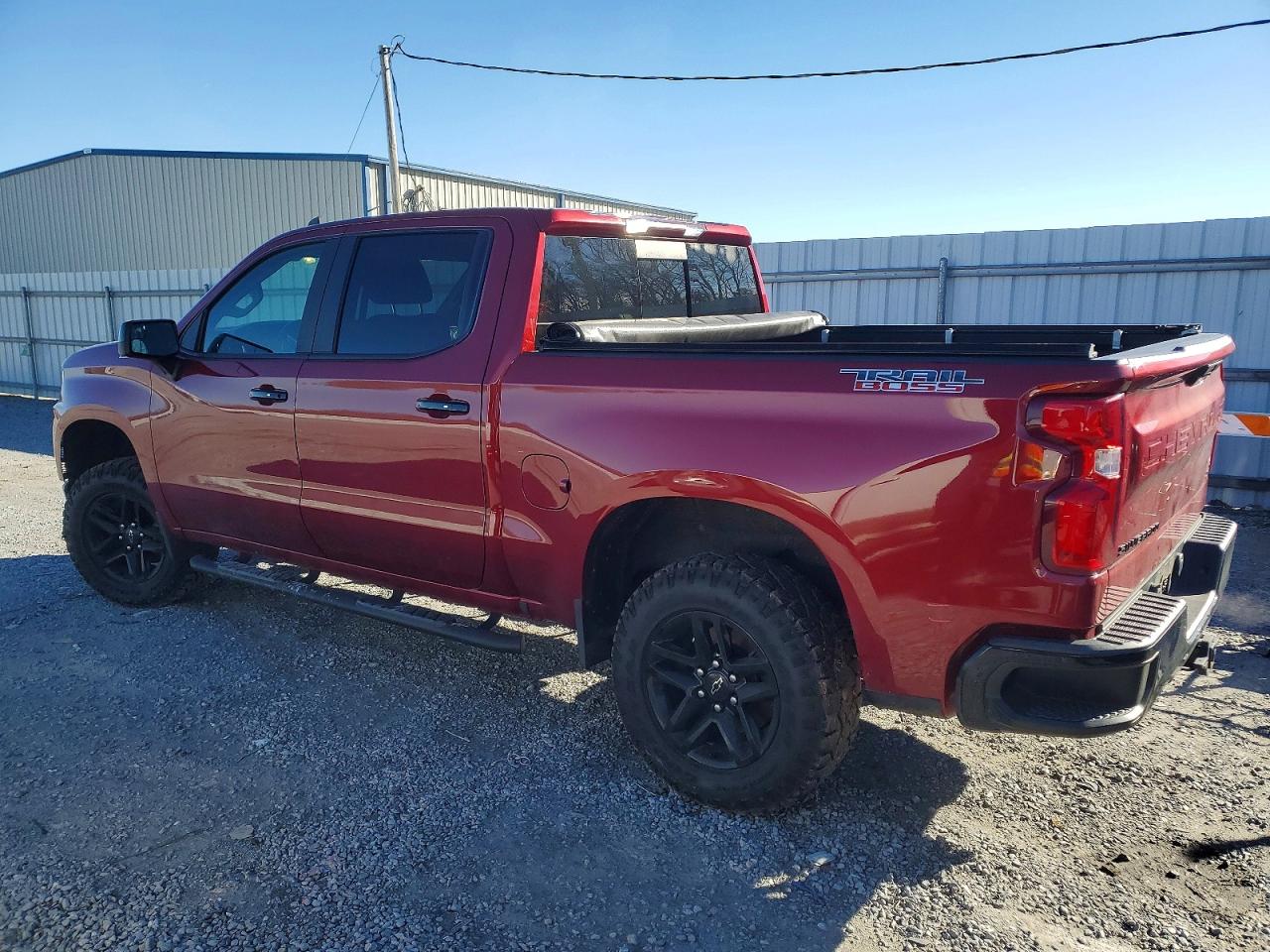2019 CHEVROLET SILVERADO K1500 LT TRAIL BOSS photo 2