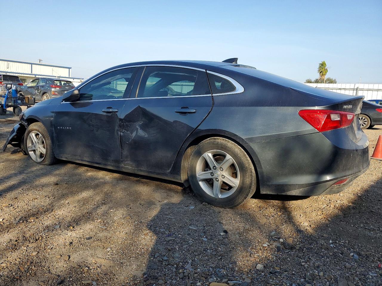 2021 CHEVROLET MALIBU LS photo 2